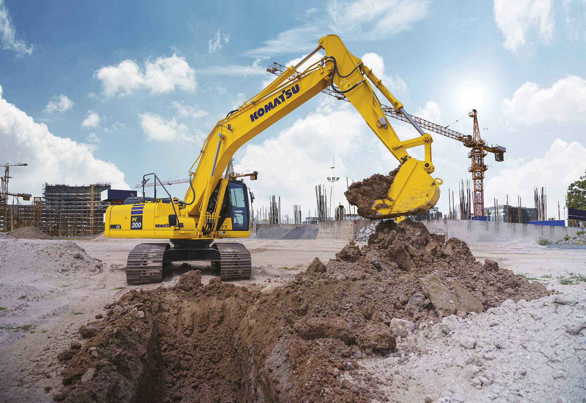 Komatsu PC200-10M0 CE Hydraulic Excavator | Efficient & Durable